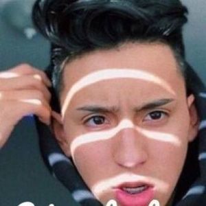 Meet your Posher, Neveah